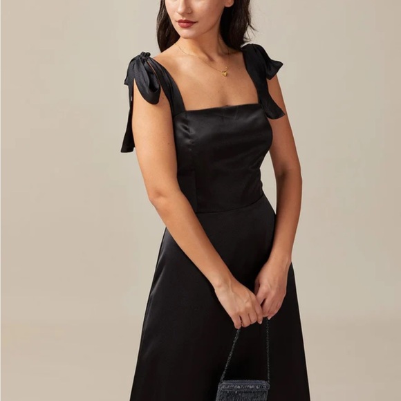 Rihoas  Black Tie Strap Satin Maxi Dress - Picture 3 of 5
